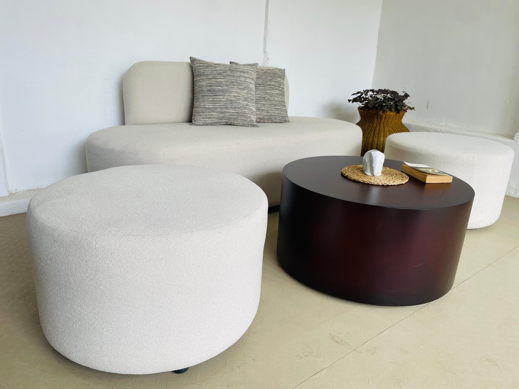 4-Seater Pebble Sofa Set - Image 4