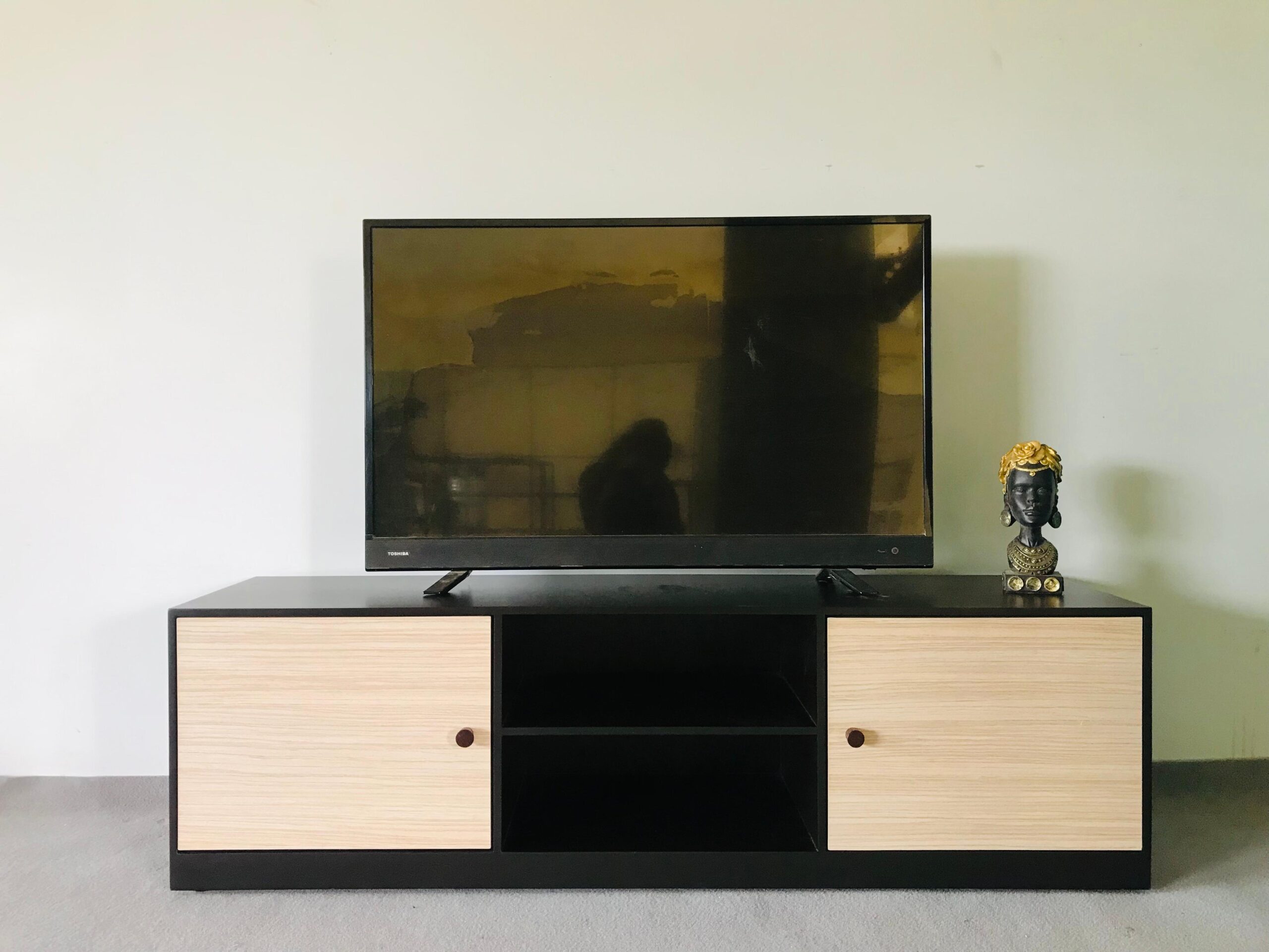 1659 TV Console (MDF) - Image 2