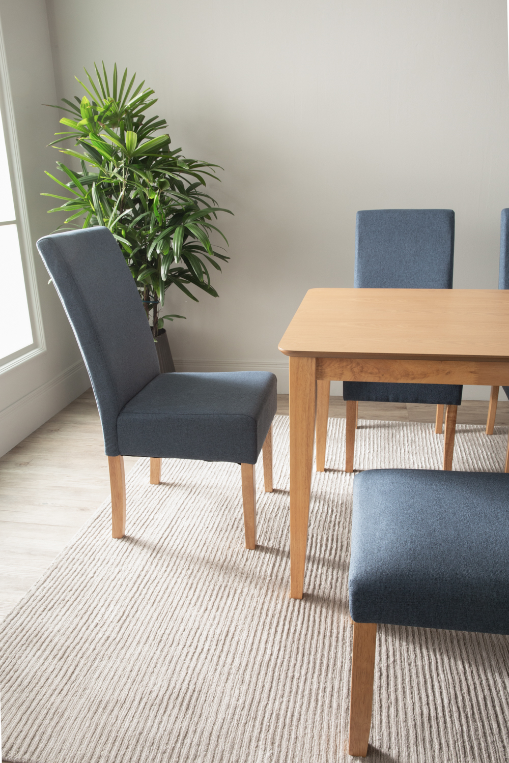 Mesi 6 Seater Dining Suite - Image 6