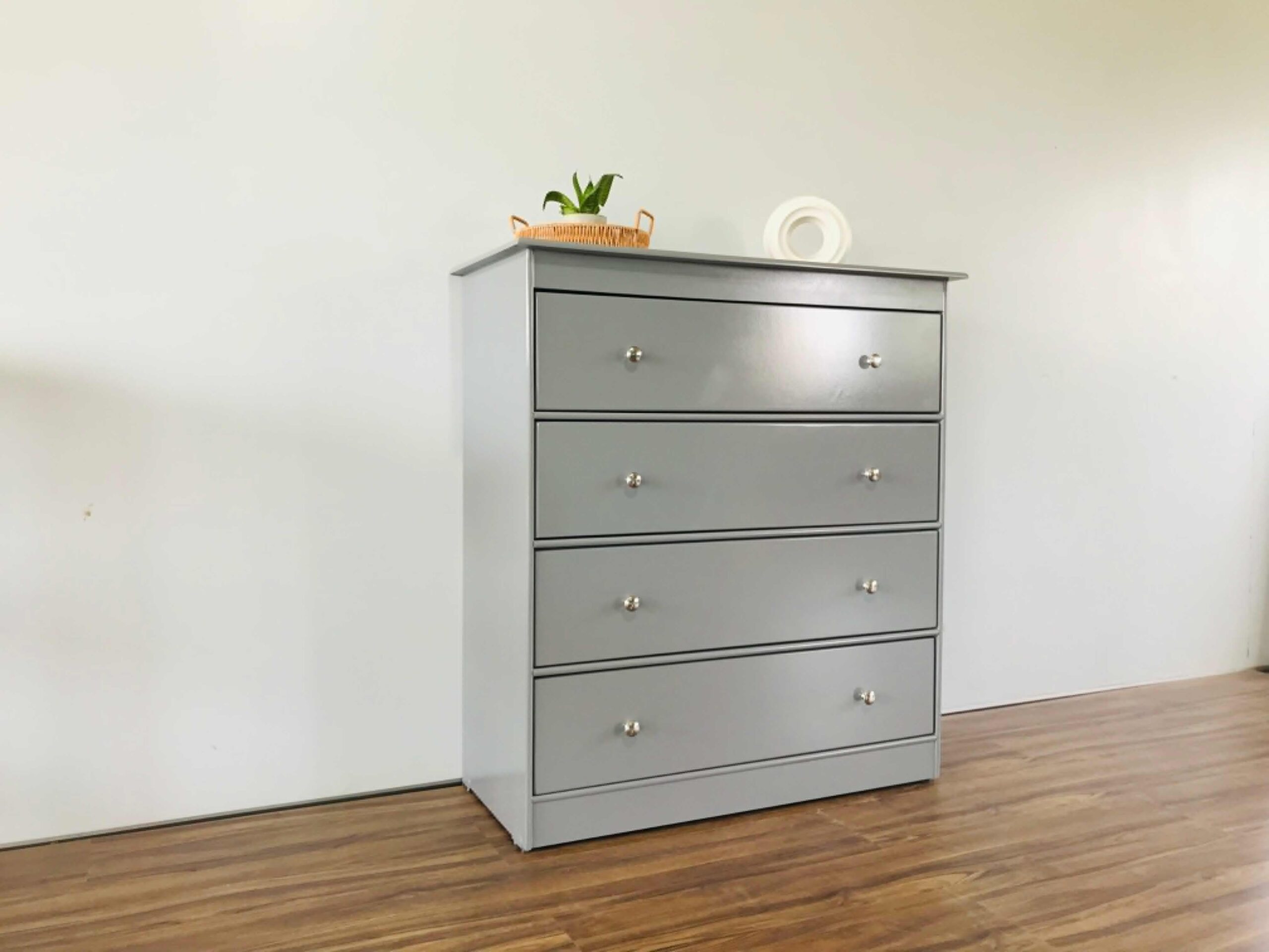 Chest of Drawers Model no. 37