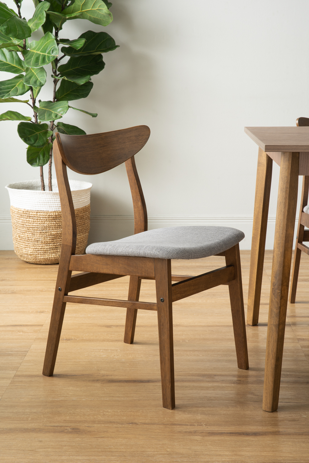 Macy 4 Seater Dining Suite - Image 9