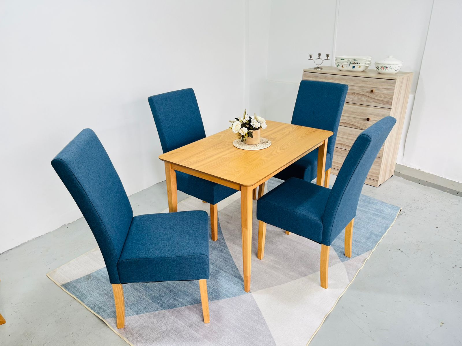 Mesi 4 Seater Dining Suite