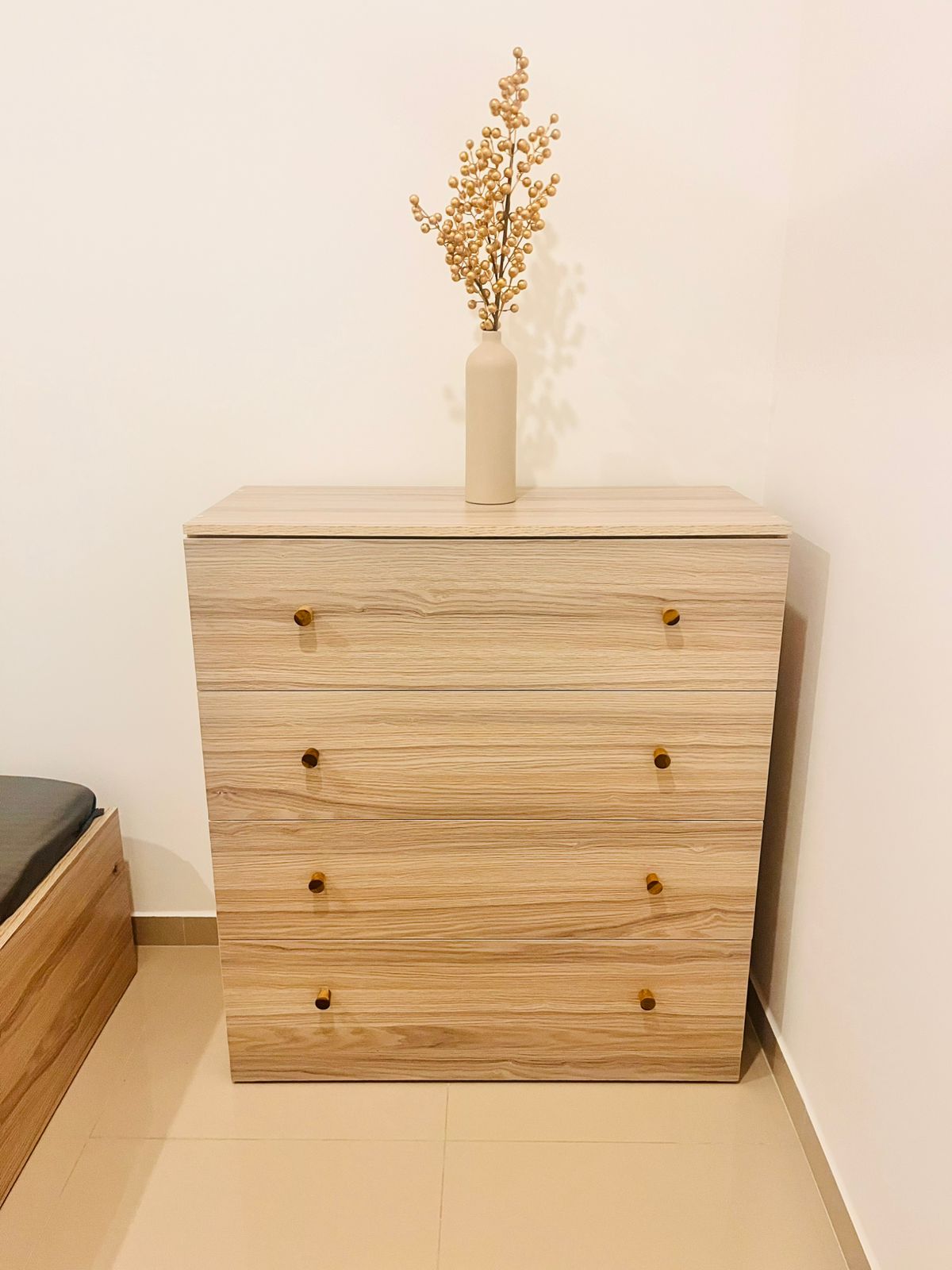 Novo Chest of Drawers